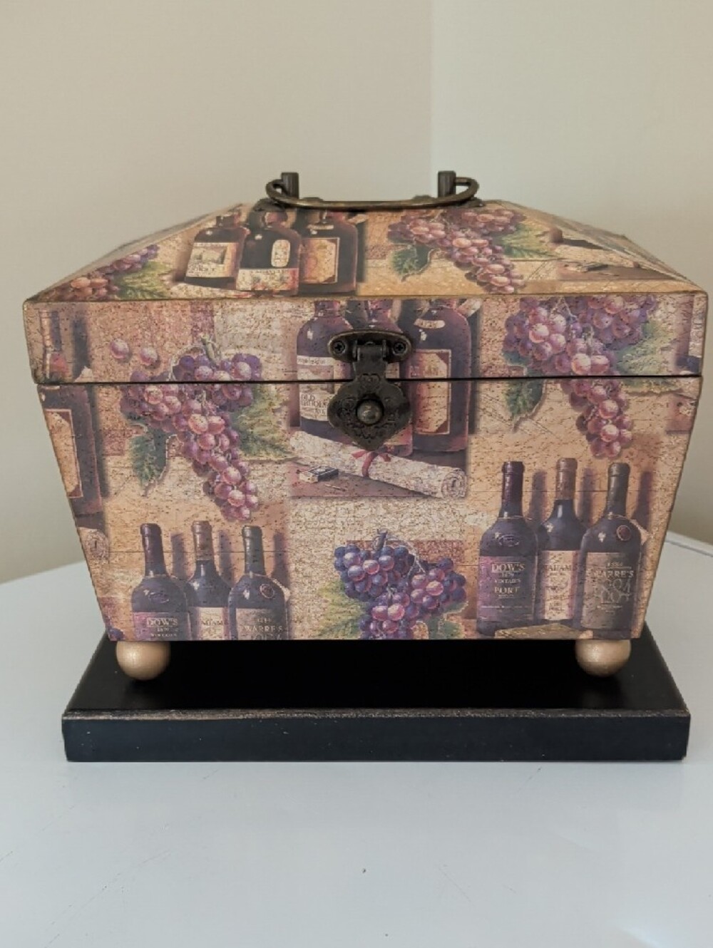 Vintage Wine Bottle & Grape Decorative Storage Box Hinged Keepsake Box